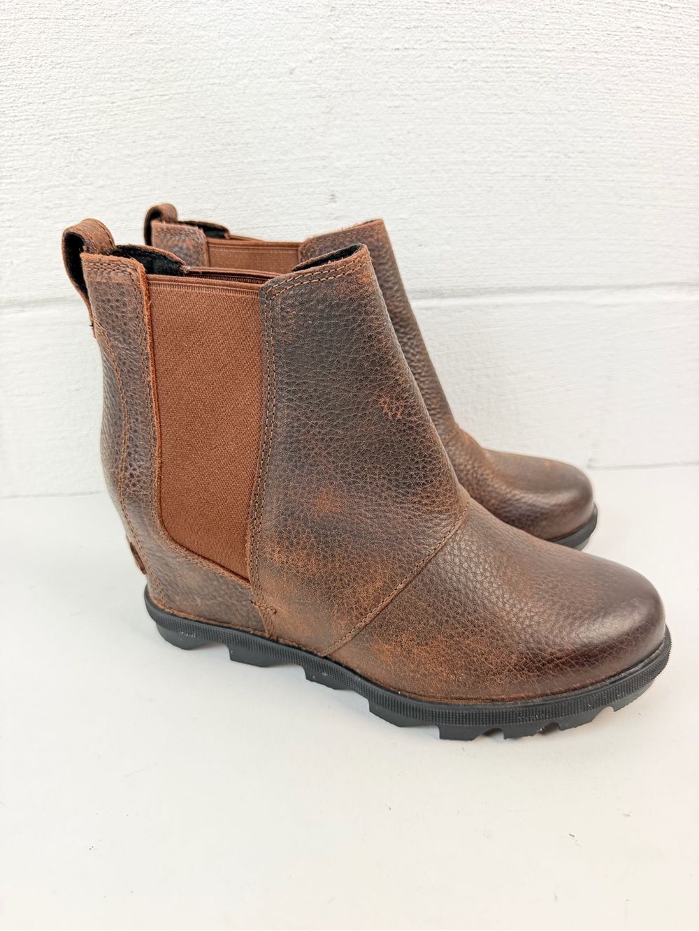 Sorel Joan of Arctic II Brown Leather Wedge Lug Sole Ankle Boots, 7.5